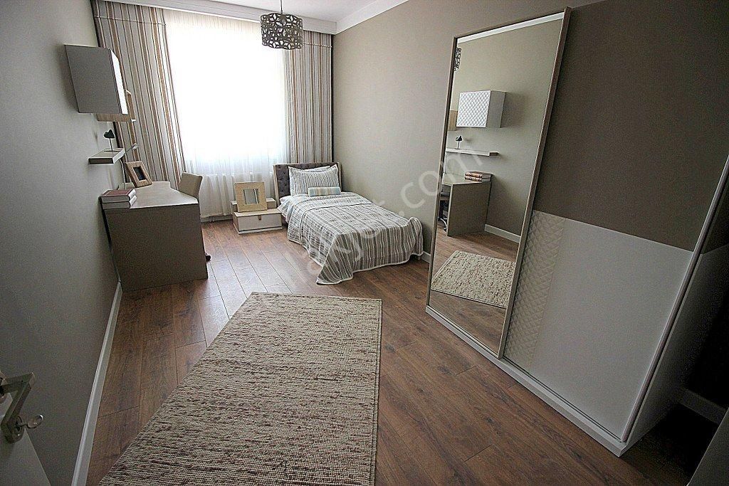 Bağlıca Mah'de Satılık 4+1 Geniş 2 Bloklu Sitede Ara Kat Daire - Görsel 15