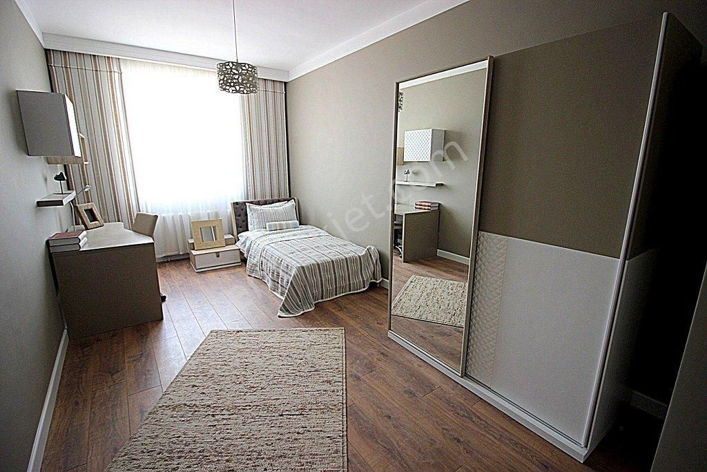 Bağlıca Mah'de Satılık 4+1 Geniş 2 Bloklu Sitede Ara Kat Daire - Görsel 16