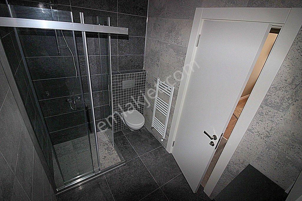 Bağlıca Mah'de Satılık 4+1 Geniş 2 Bloklu Sitede Ara Kat Daire - Görsel 17