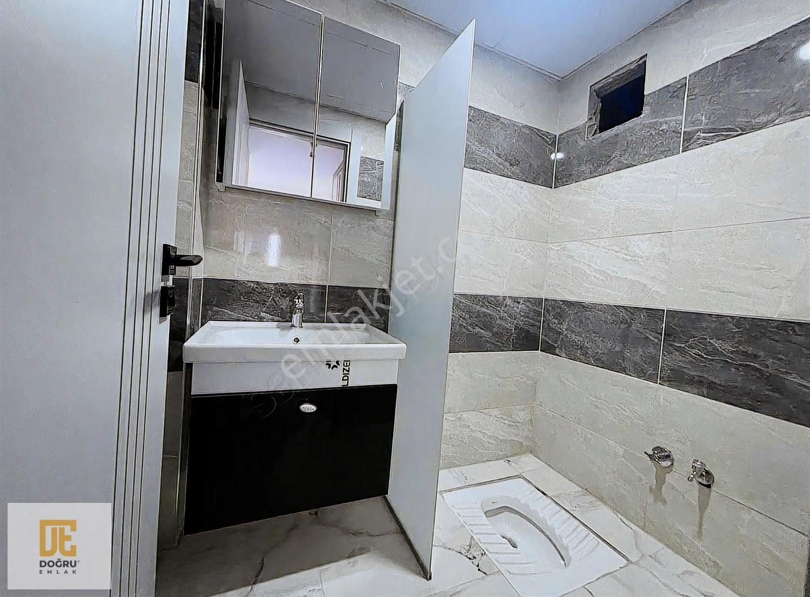Doğru Emlak - Hobi Bahçeli Açık Cepheli Lüks 4+1 Daire! - Görsel 14