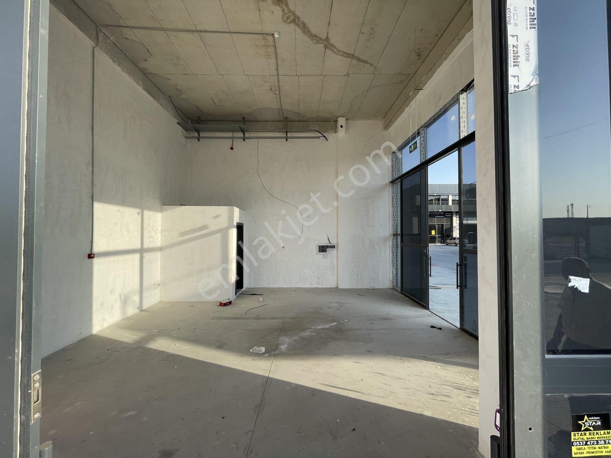 Sincan Sanayi Sehaş Arena’da 50 M² Çift Cepheli Kiralık Dükkan - Görsel 4