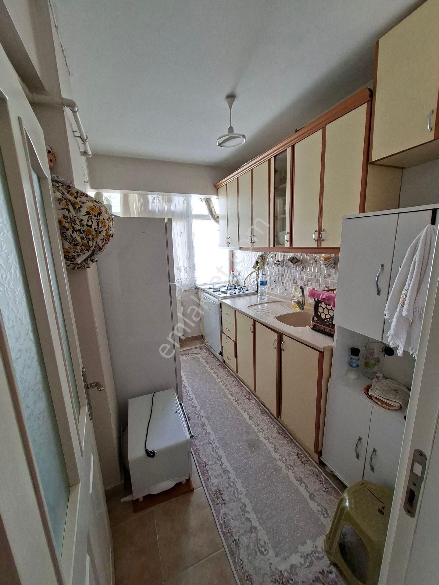 Yenibosna Zafer Mah Kiralık Eşyalı Daire Metro Metröbüse 10dakka Mesafete - Görsel 8