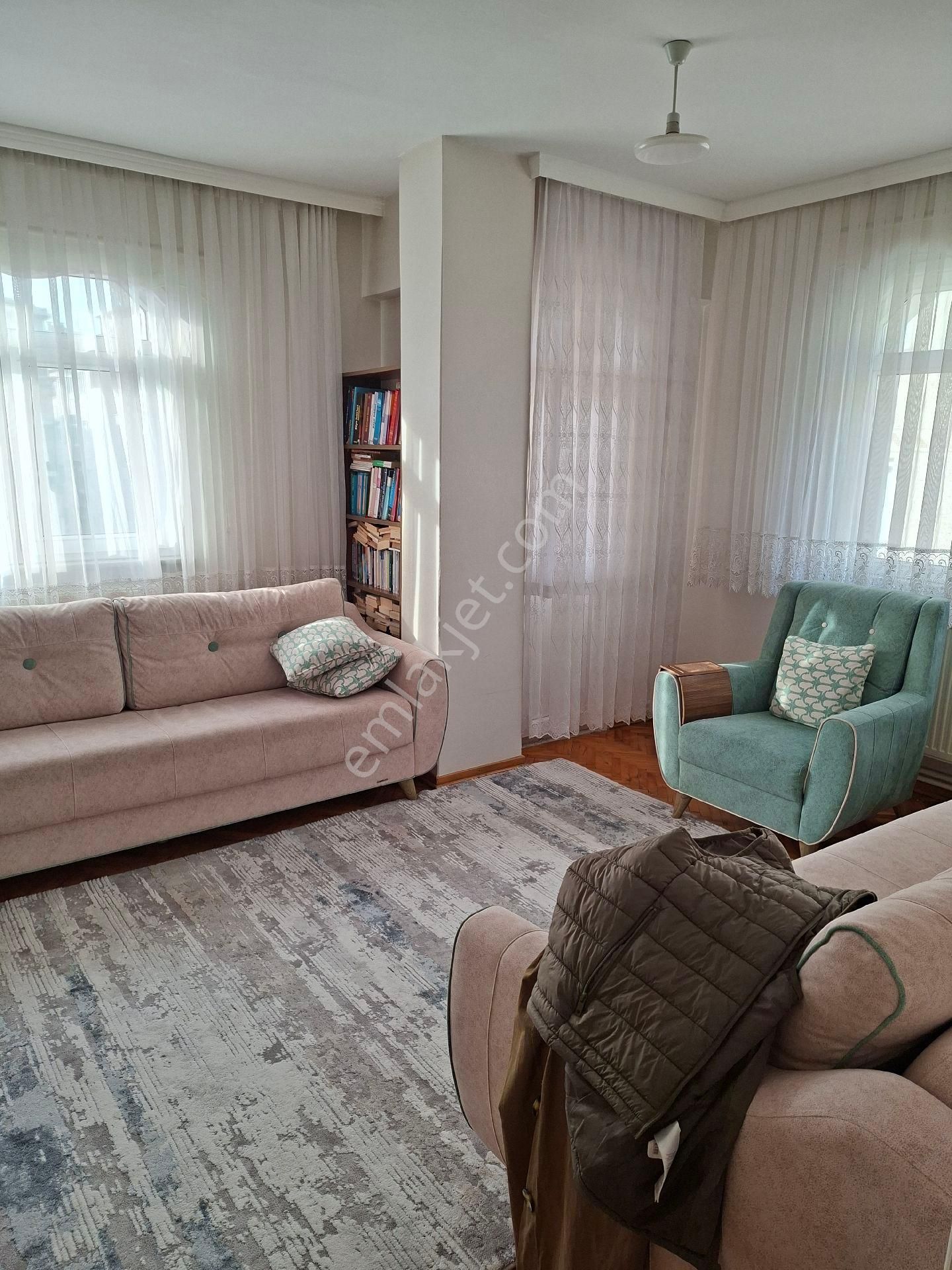 Yenibosna Zafer Mah Kiralık Eşyalı Daire Metro Metröbüse 10dakka Mesafete - Görsel 9