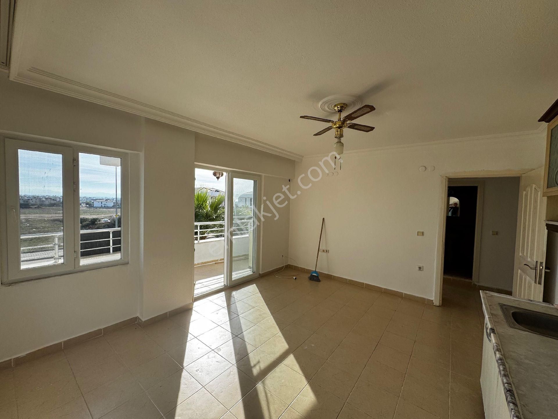 Didim Efeler Mahallesinde Havuzlu Site İçerisinde 2+1.satılık Daire Satıyoruz