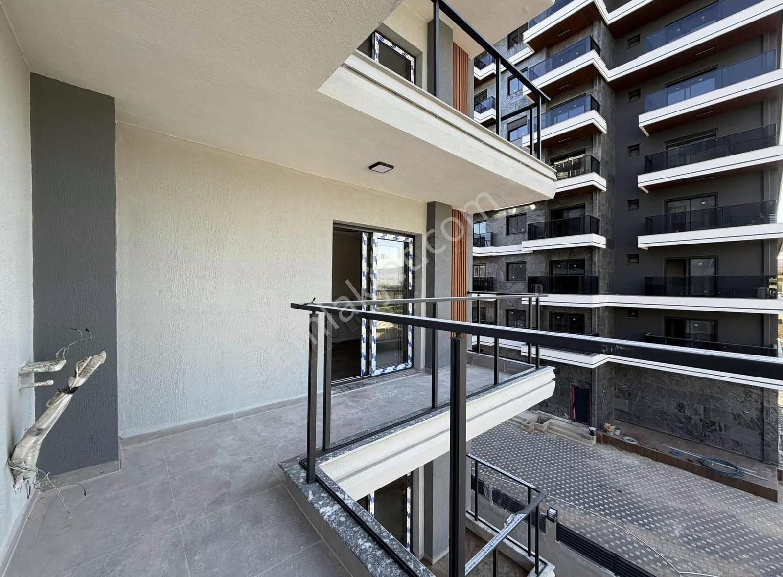 Bornova Forum Ve Ege Üni Yakını Satılık 1+1 Daire - Görsel 18