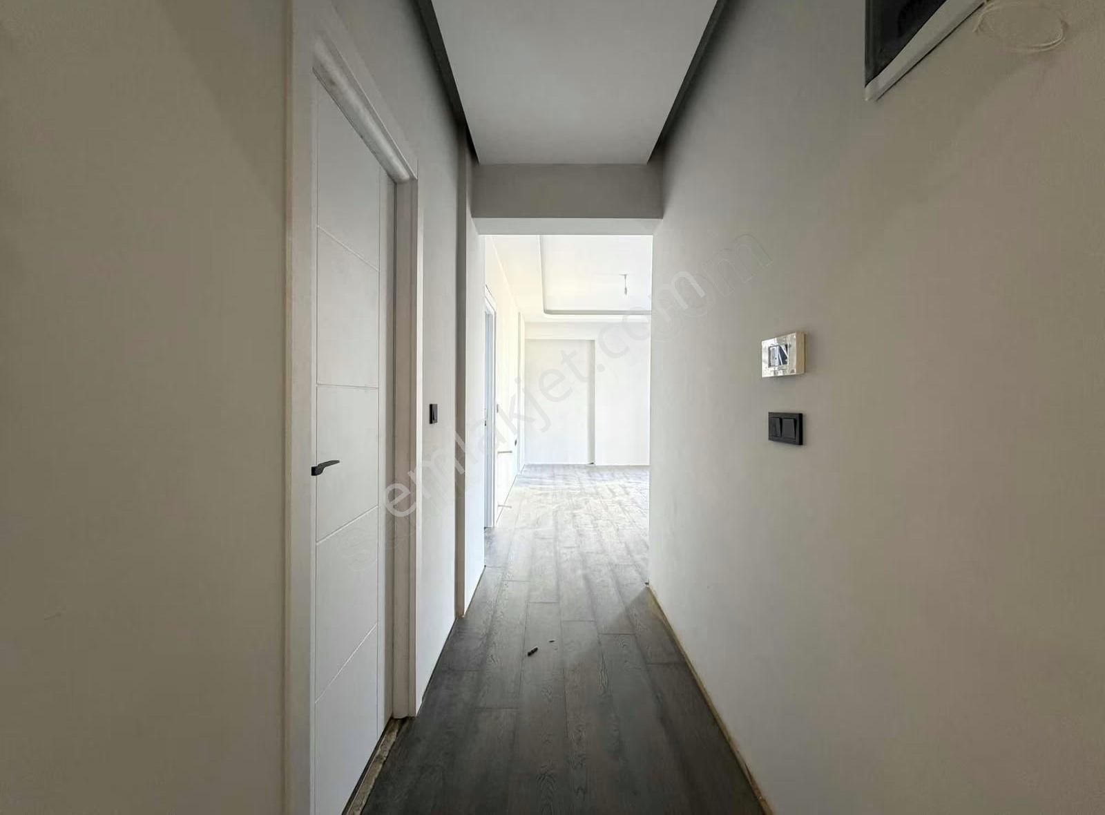 Bornova Forum Ve Ege Üni Yakını Satılık 1+1 Daire - Görsel 7