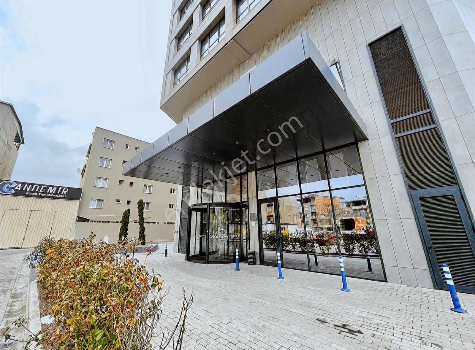 Bornova Varyant Tower 1+1 Eşyalı Kiralık Daire - Görsel 13