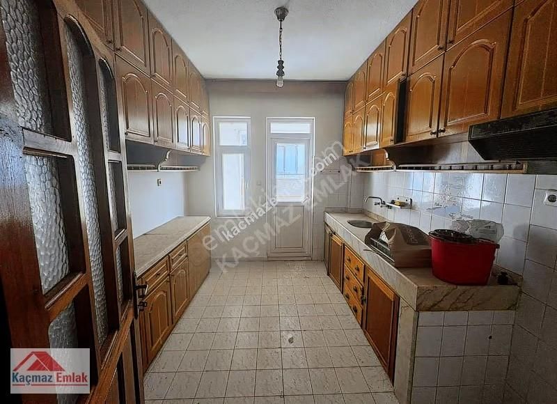 Manavgat Yukarı Hisar Mah.çarşı Merkezde Uygun Satılık 3+1 Daire