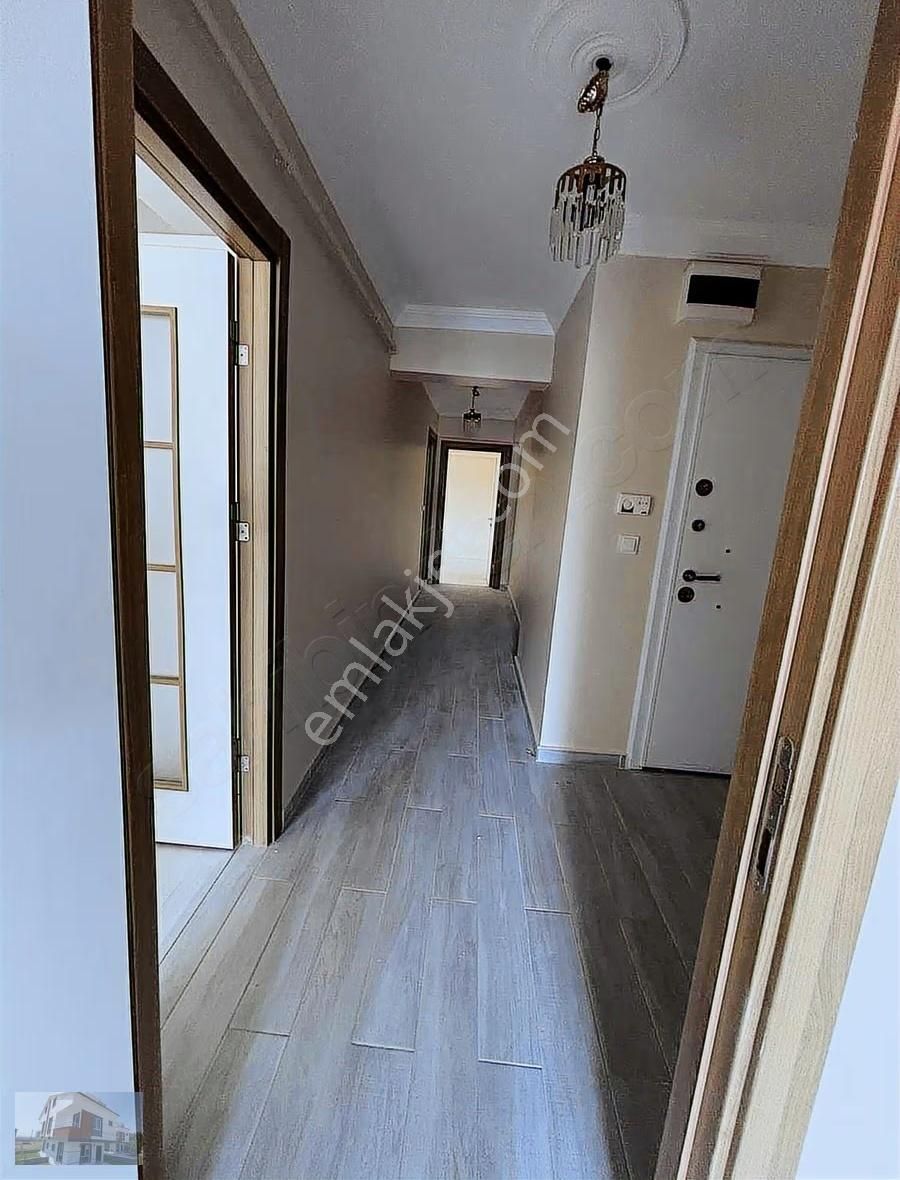 Kumyol Caddesinde 2+1 A.mutfak 6 Yaşında İskan 90 M2 - Görsel 11