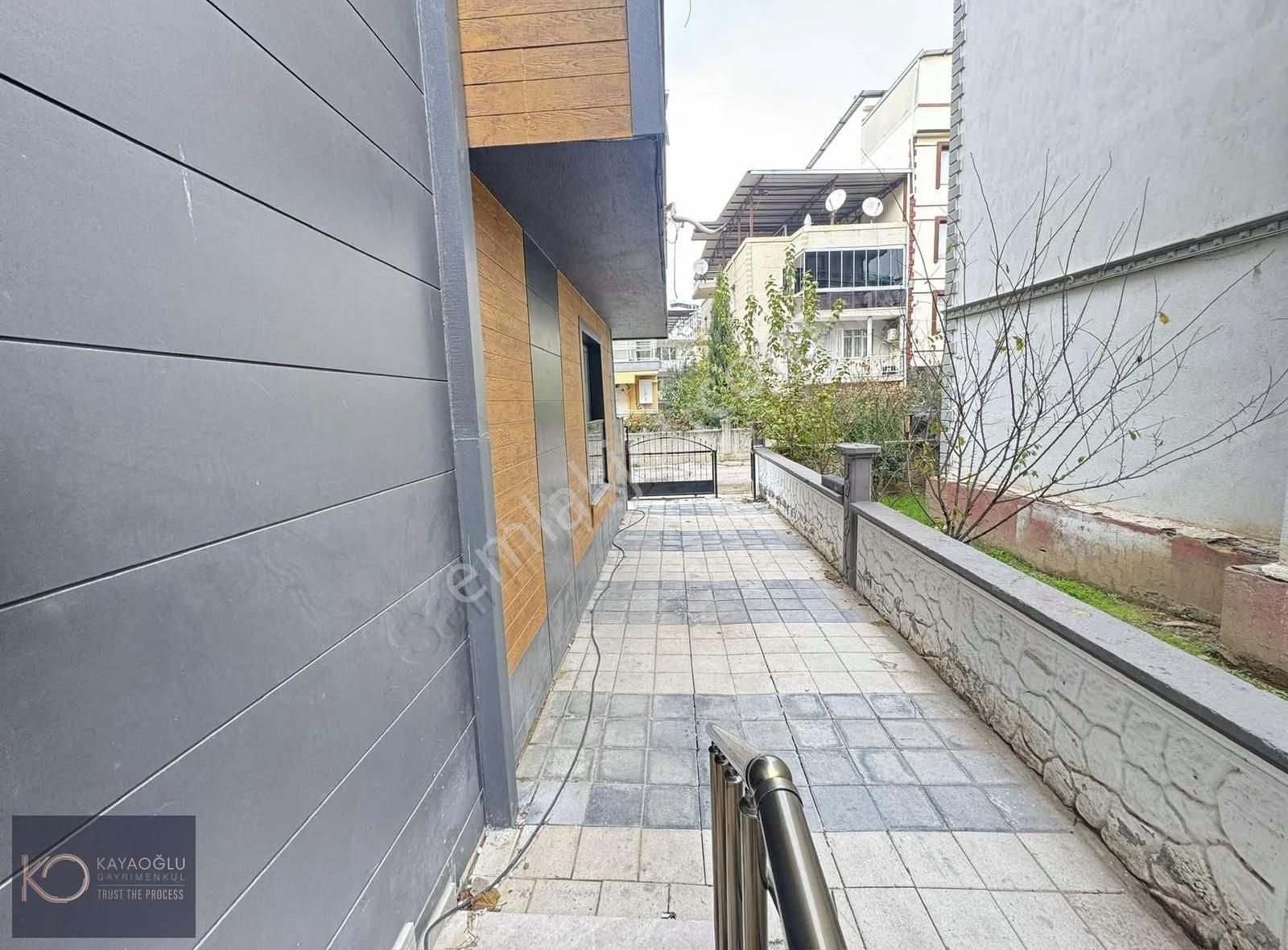 Uğur Mumcu Mahallesi Her Katta Tek Daire 3 Cepheli 2+1 Daire - Görsel 23