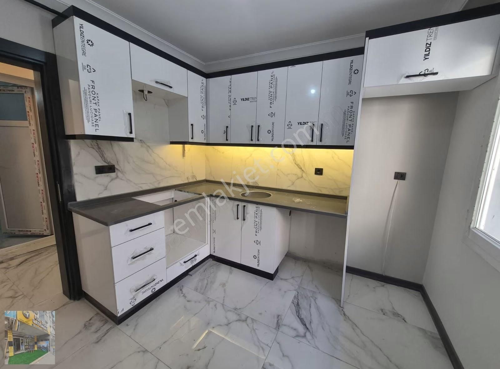 Ege Yaşamdan Komple Sıfır Tadilatlı Satılık Daire - Görsel 11