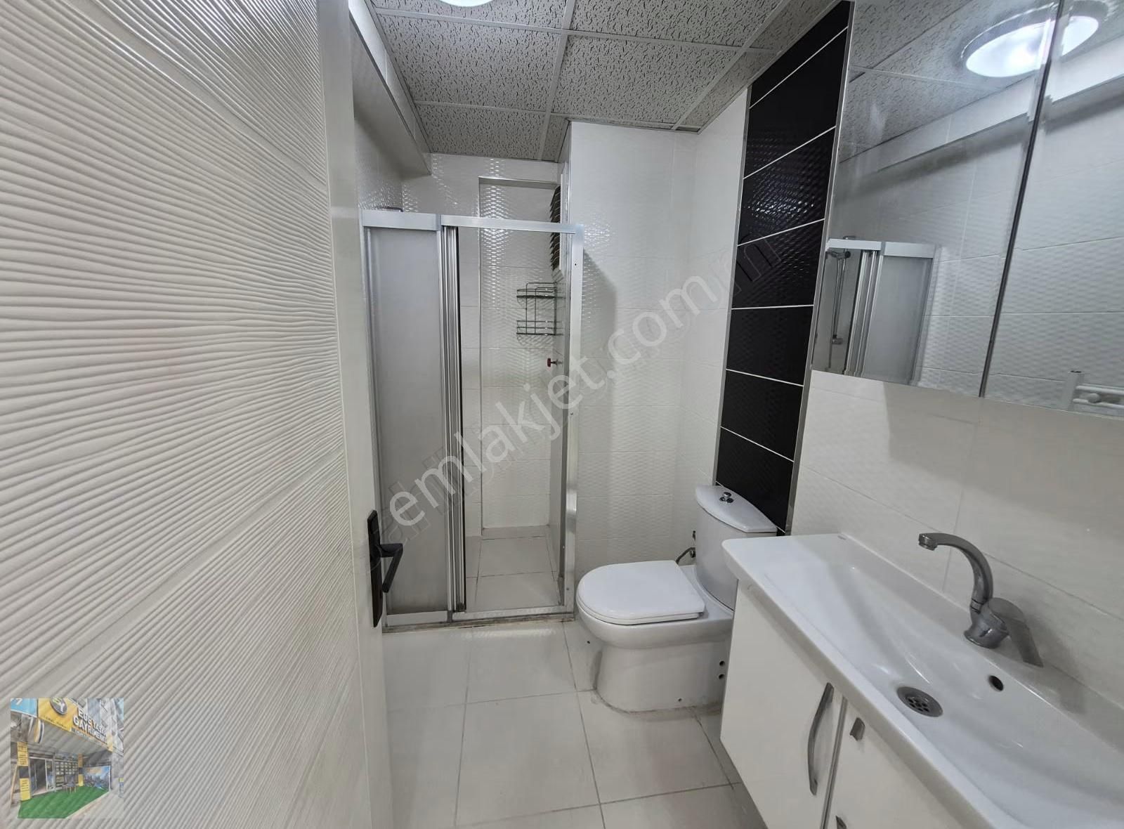 Ege Yaşamdan Yeşilbağlar Mah 2+1 D.gazlı Cam Balkonlu - Görsel 3