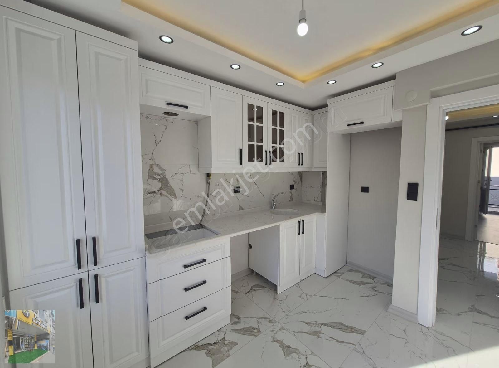 Ege Yaşamdan Yeşilbağlar Mah 3+1 130 M2 Satılık Lüx Daire - Görsel 11