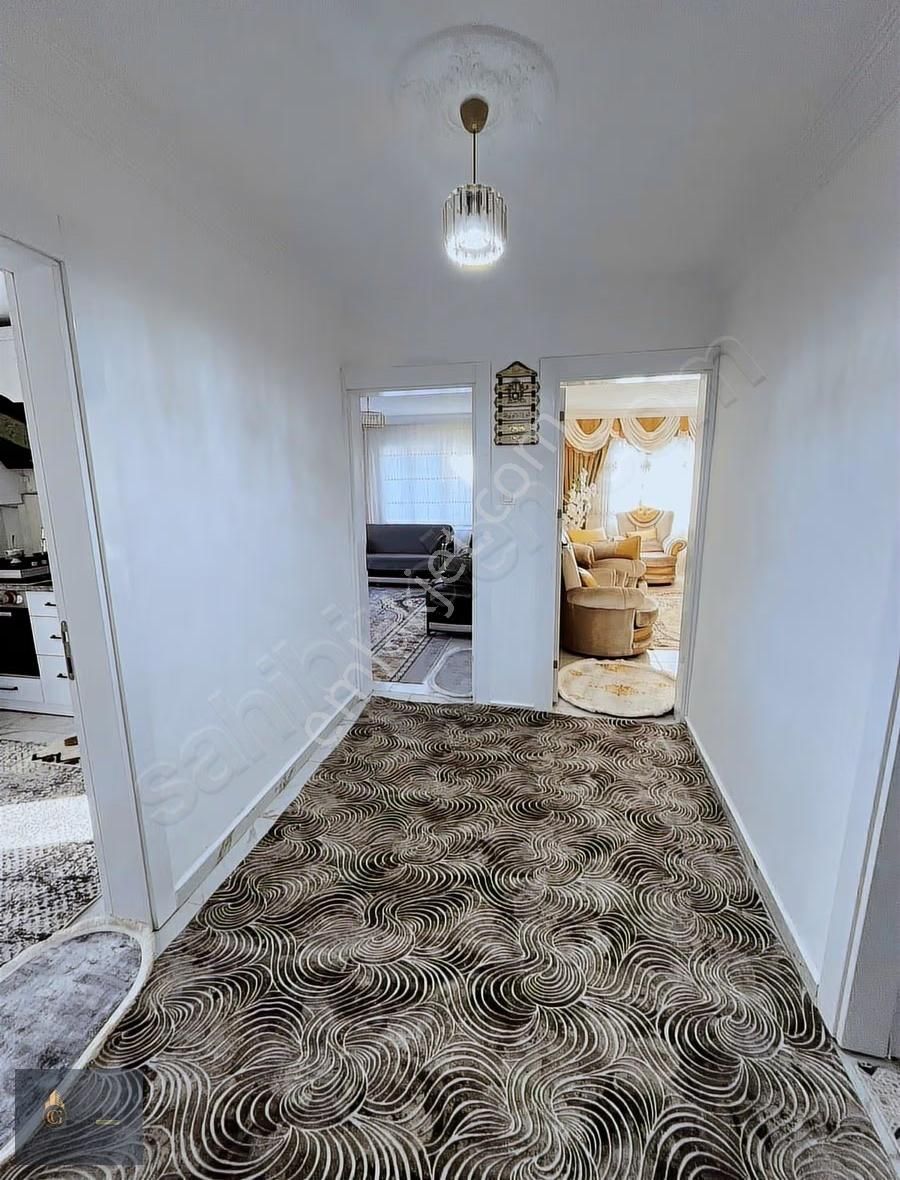 Cennet Gyo'dan Beyazlar'da Satlık 120m^ 3 Katlı İmar Tapulu Köşe - Görsel 8