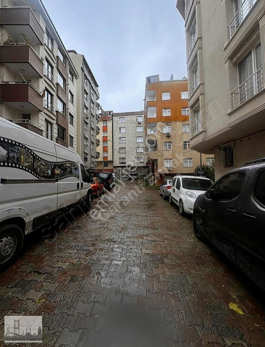 Bahçelievler Cumhuriyet 'de 2+1 90 M2 Satılık Fırsat Daire - Görsel 9