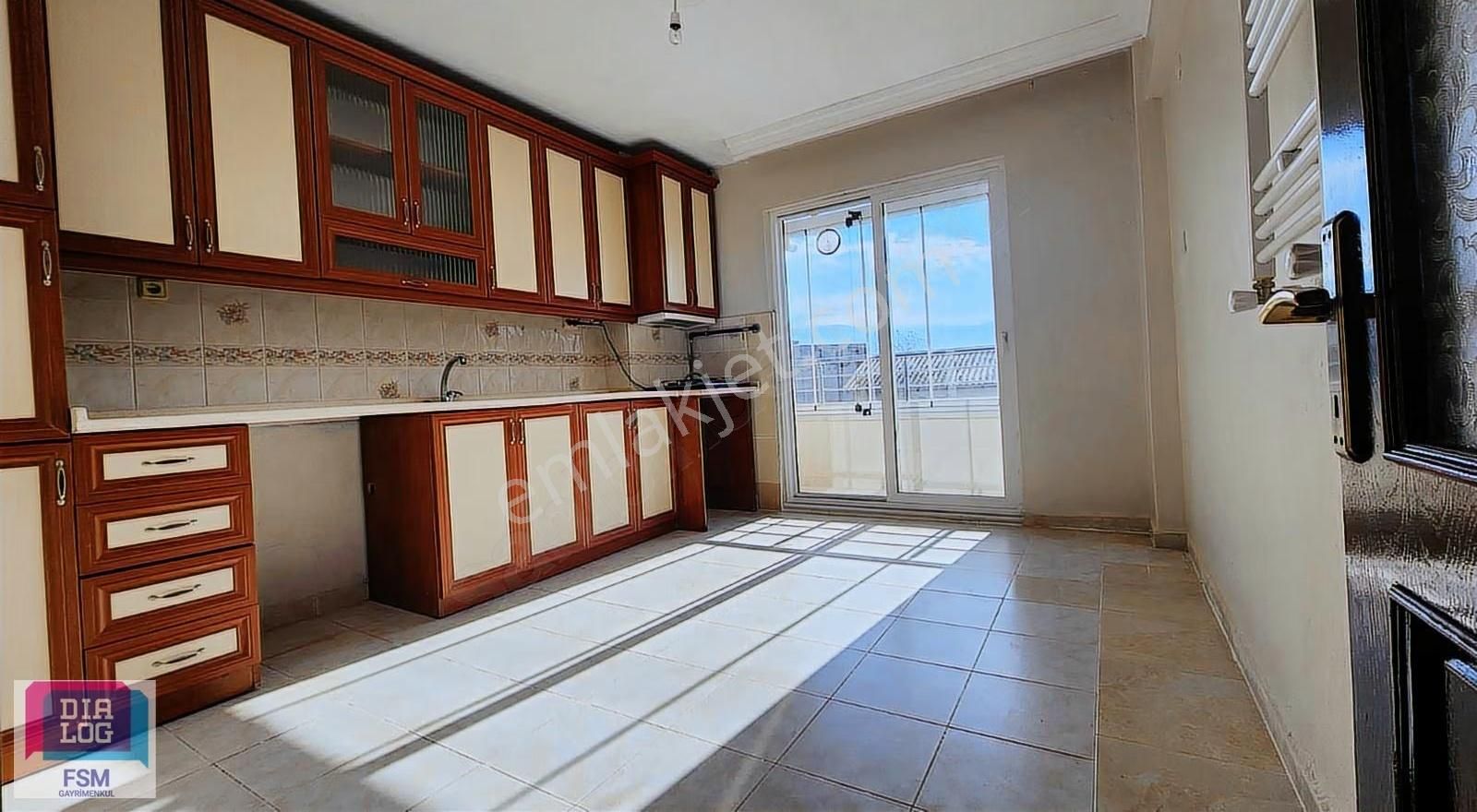 Akpınar Merkezi Konumda 3+1 Kiralık Daire - Görsel 5