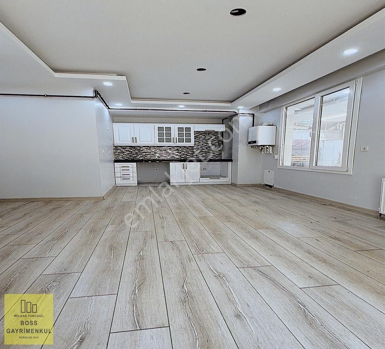 Yakuplu'da Bahçe Kullanımlı Kamelyalı Sıfır 2+1 Bahçe Katı