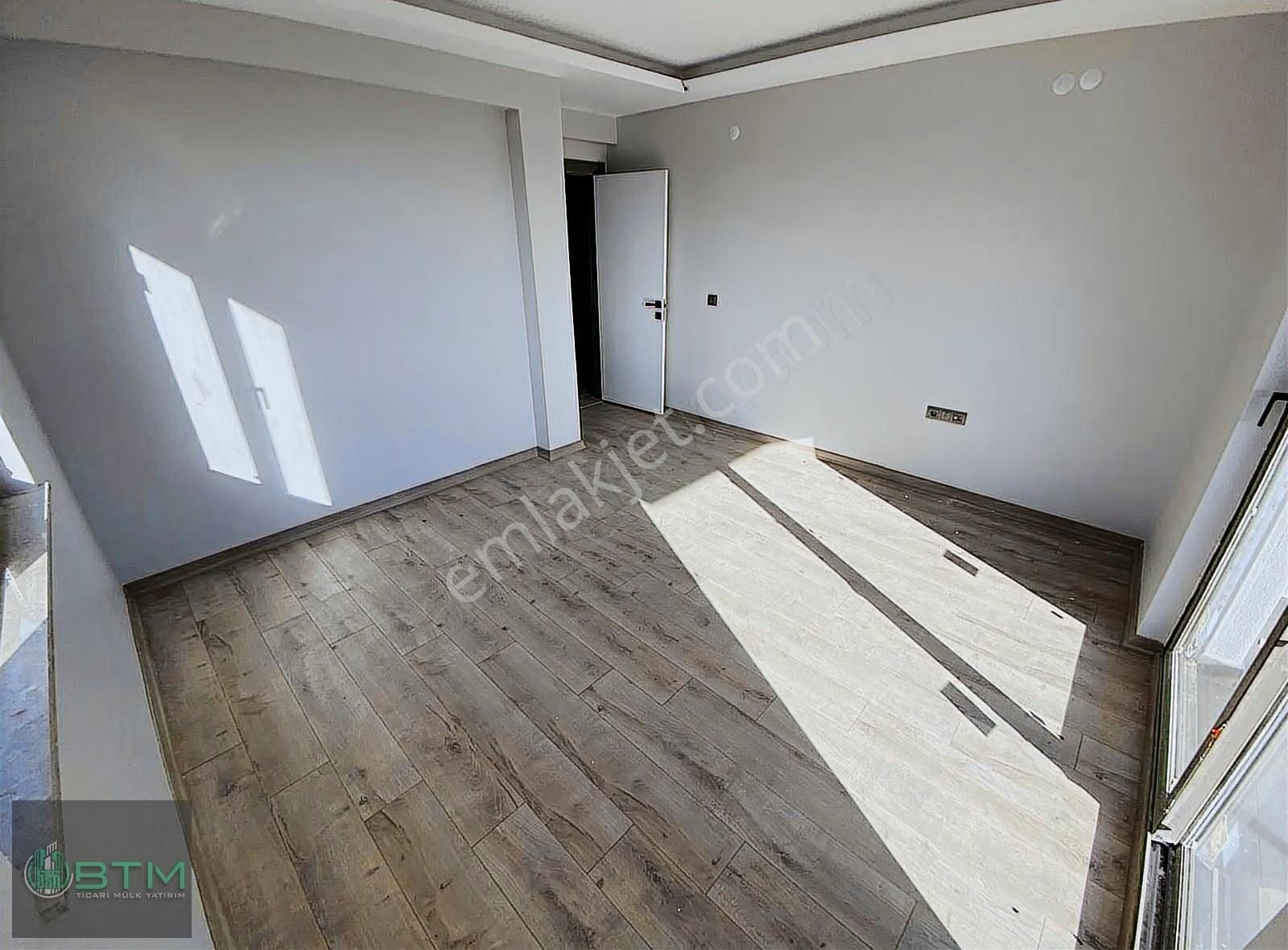 Törekent'in En Uygun 4+1 Ön Cp. Site İçi Lux Yapılı Son Dairesi - Görsel 4