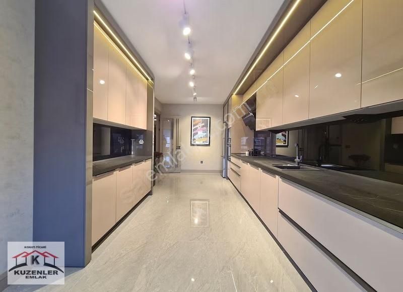 Kuzenler'den_kocalar Bulvar_7/24 Güvenlikli 3kat Güney Lüks 4+1 - Görsel 30