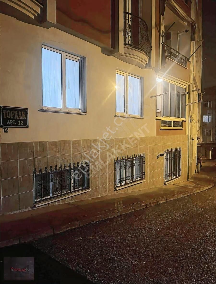 Emlakkent 'ten Unkapanı Mahallesinde Merkezi Konum Fırsat Daire