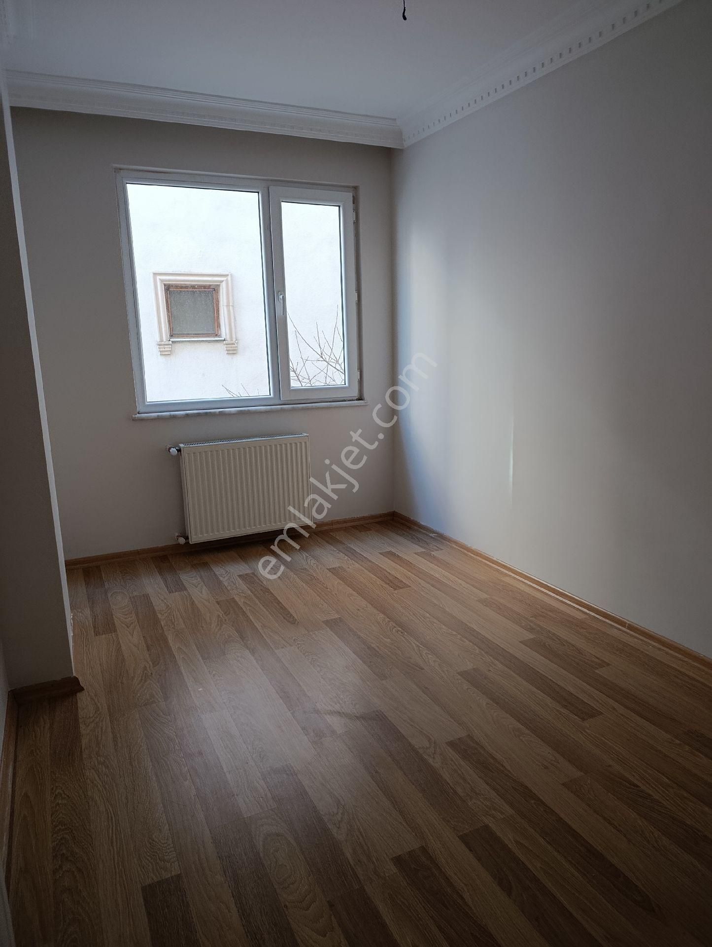 Metroya Yürüme Mesafesinde Ebeveyn Banyolu 3+1 Kiralık Daire - Görsel 11