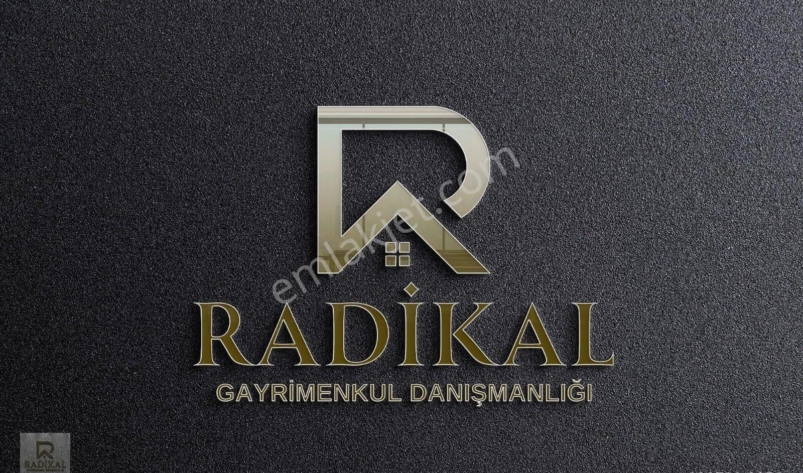 İncek Prestij Konutlarında E Blok 28. Katta Full Mobilyalı Eşsiz Manzaralı 2,5+1 Suit Daire ........ - Görsel 33