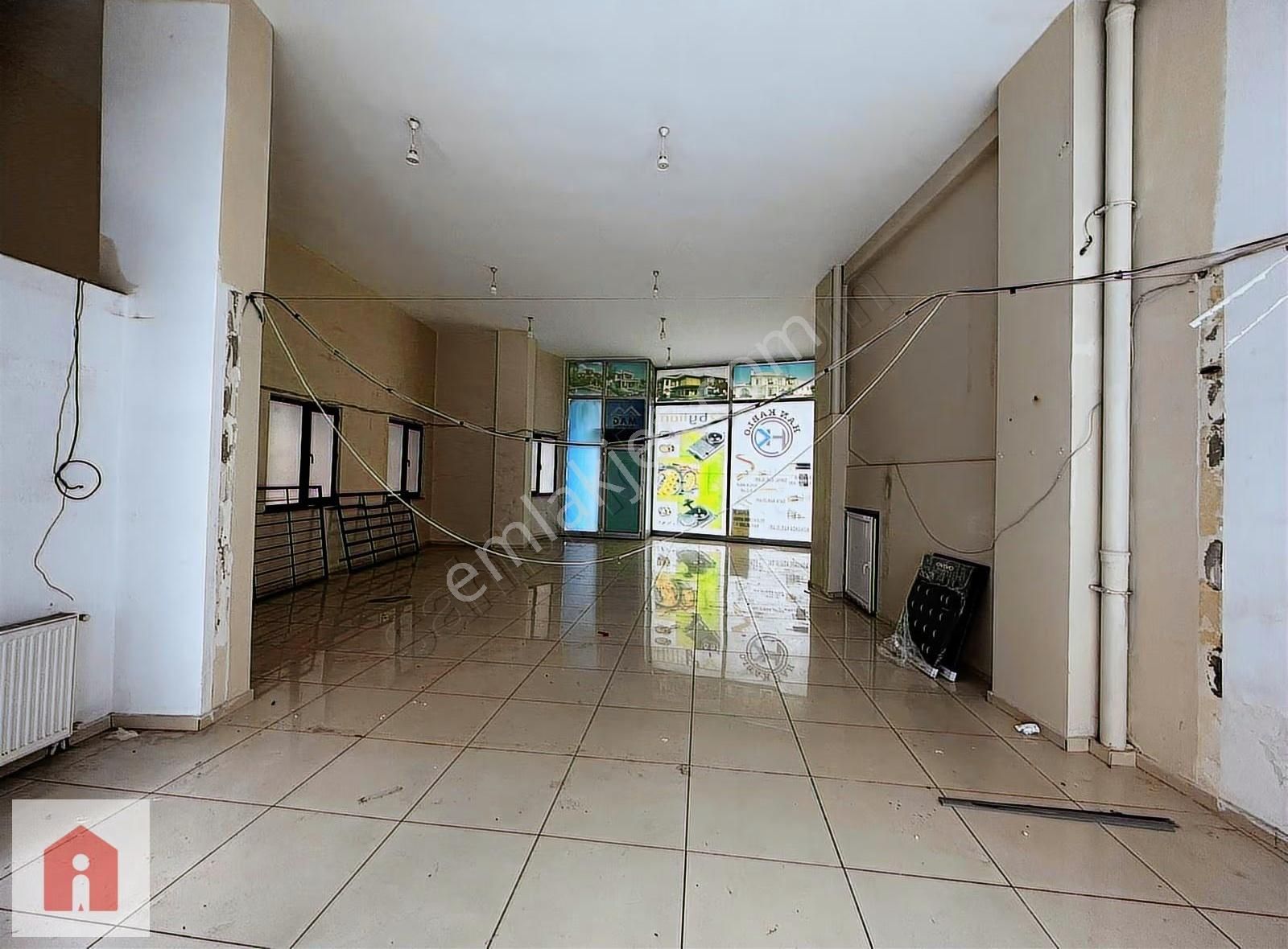 İletişim'den Her İşe Uygun 150 M2 Cadde Üstü Kiralık İşyeri - Görsel 4