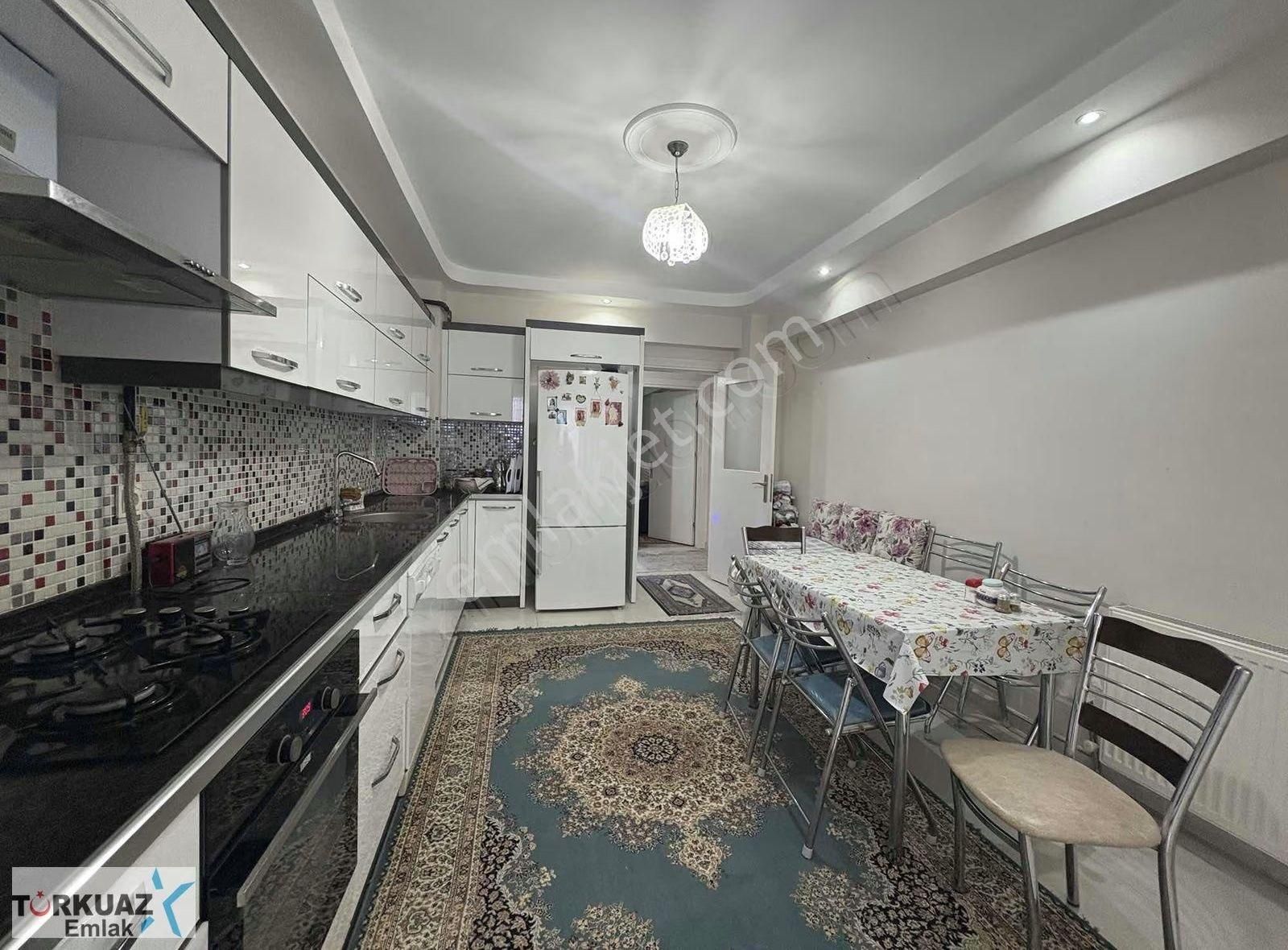 Neşe Sarkın 'dan İzban Dibinde 160 M2 Fırsat Daire