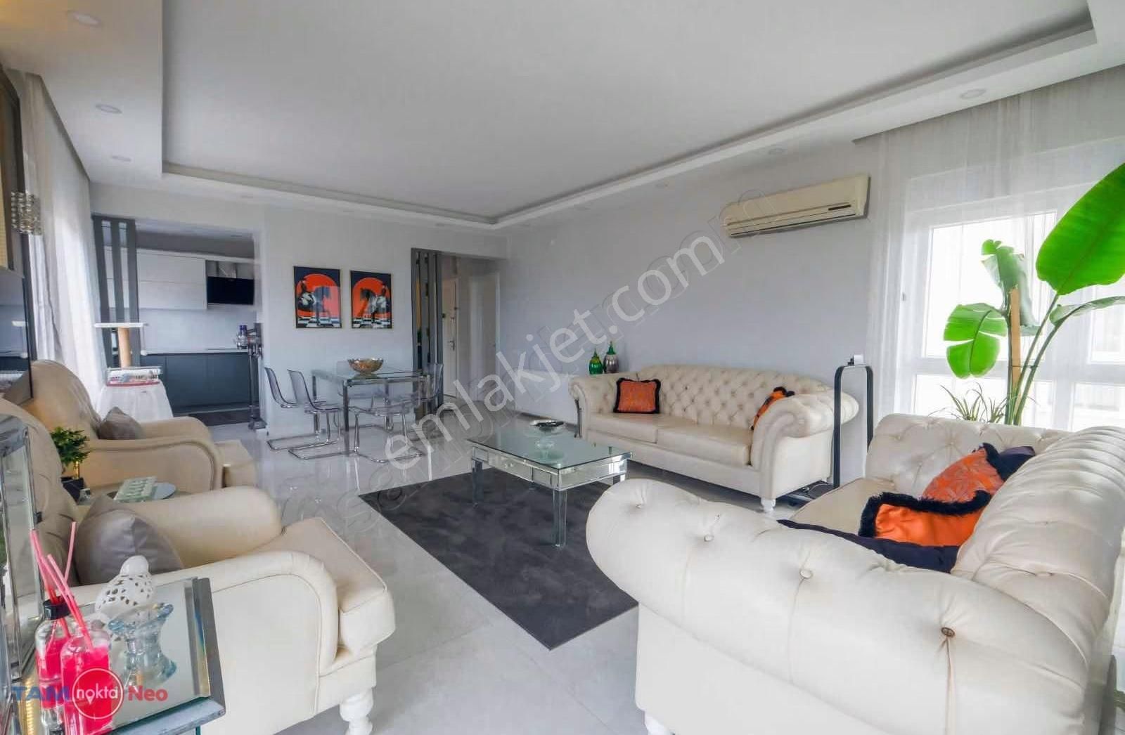 Zeki Ulutaştan Güzeloba Da Full Deniz Manzaralı Fırsat Daire - Görsel 9