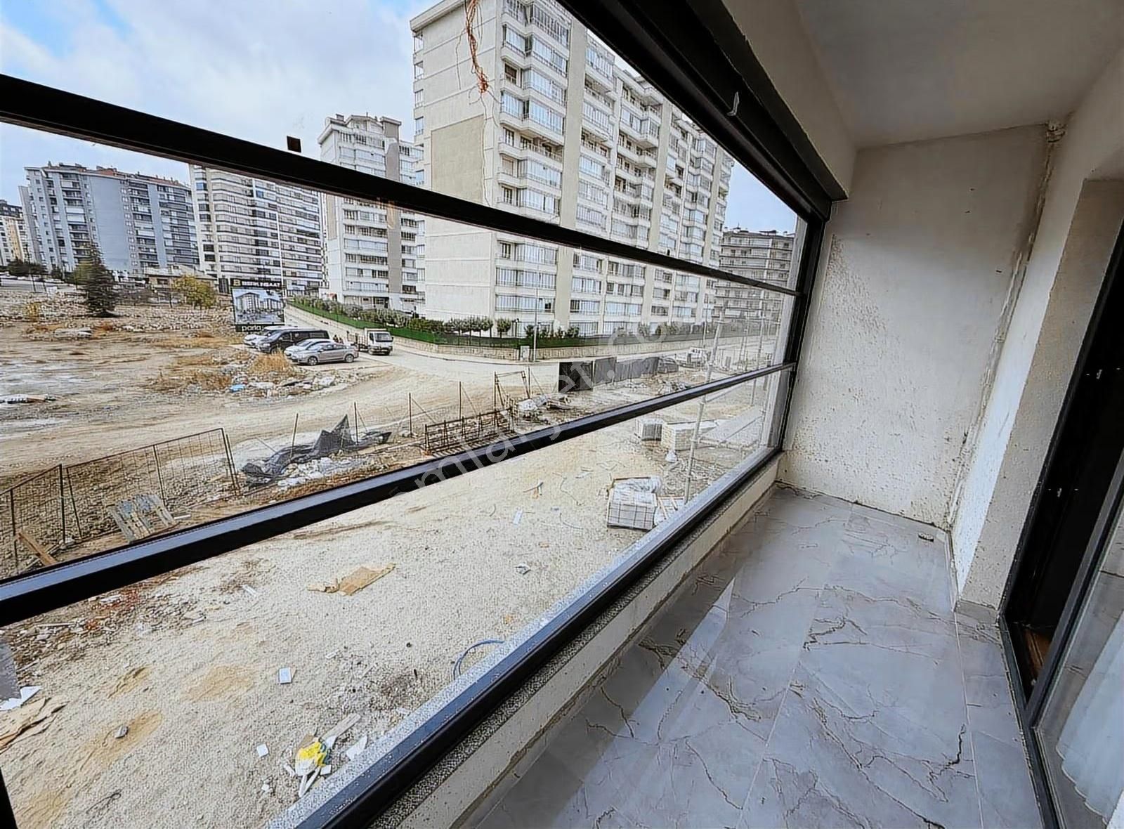 Ahmet Özcan Cd. Meram İtfaiye Yakını 3+1, 4+1 Satılık Daireler - Görsel 17