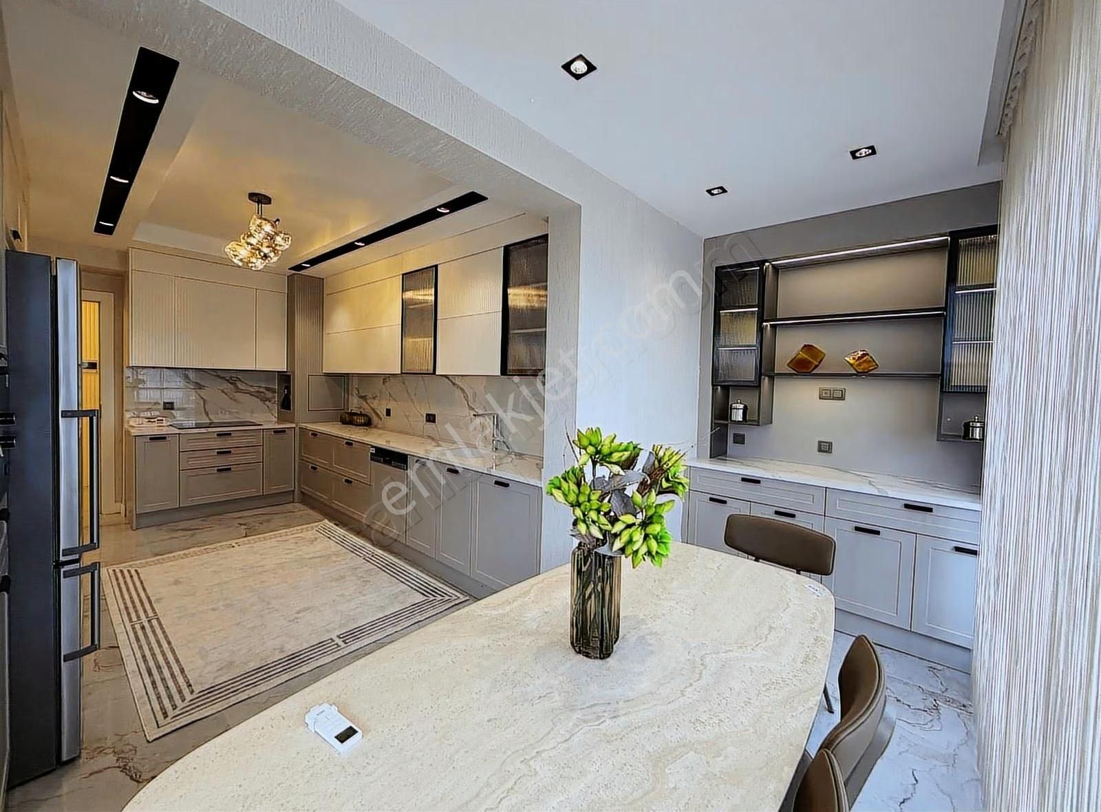 Ahmet Özcan Cd. Meram İtfaiye Yakını 3+1, 4+1 Satılık Daireler - Görsel 9