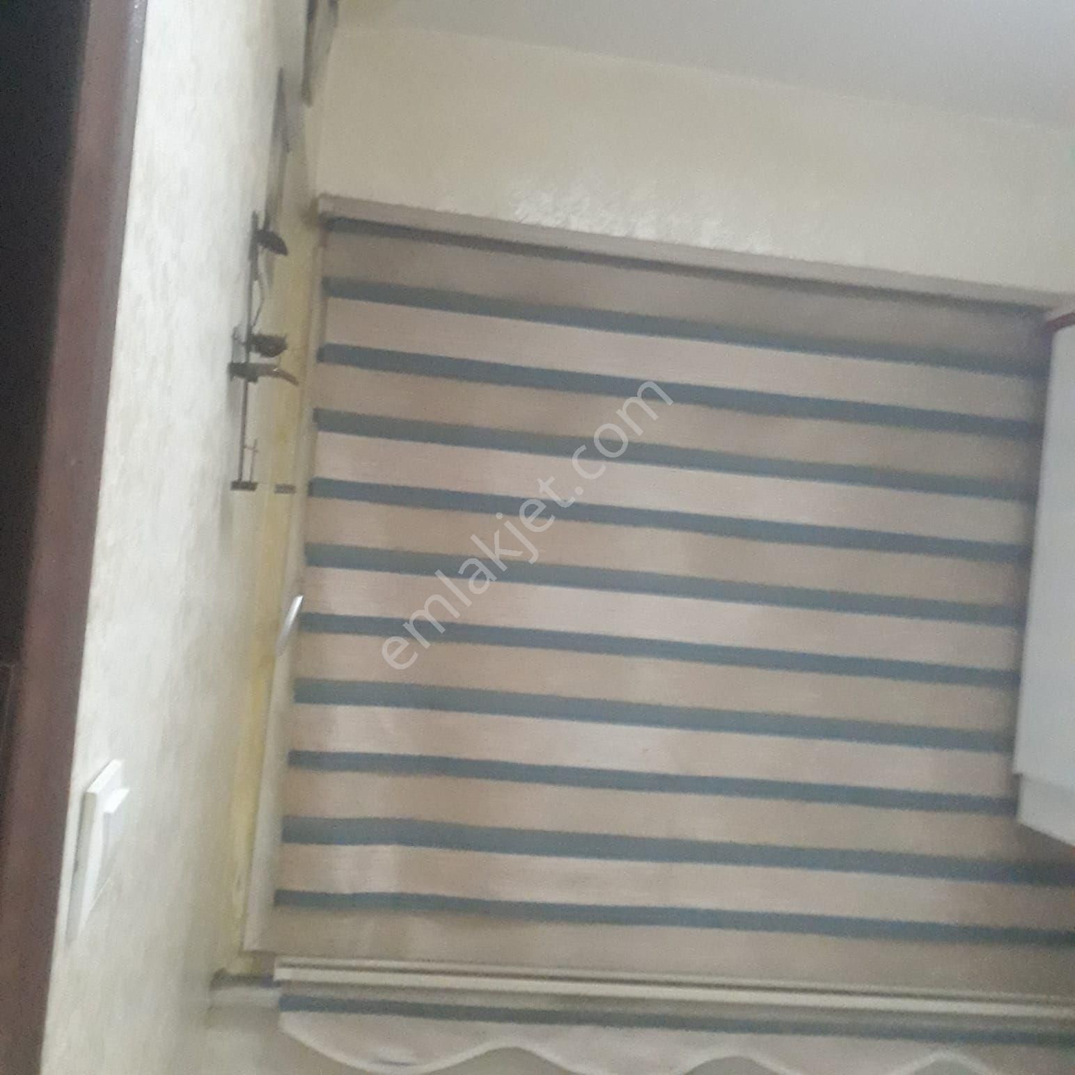 Kadıköy Osmanağa Mah.kuşdili Cad.karadut Sokak Boğa Heykeline 50 Metre 7/24 Griş Çıkış Oda Ofis - Görsel 3