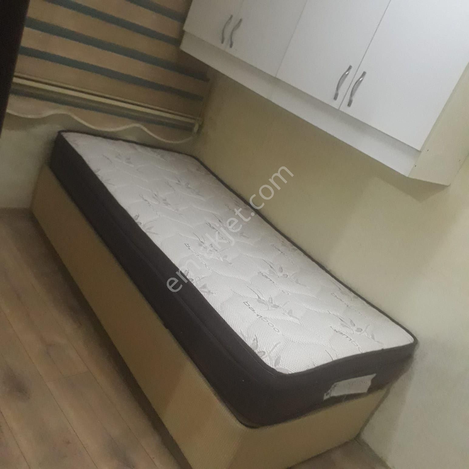 Kadıköy Osmanağa Mah.kuşdili Cad.karadut Sokak Boğa Heykeline 50 Metre 7/24 Griş Çıkış Oda Ofis - Görsel 4