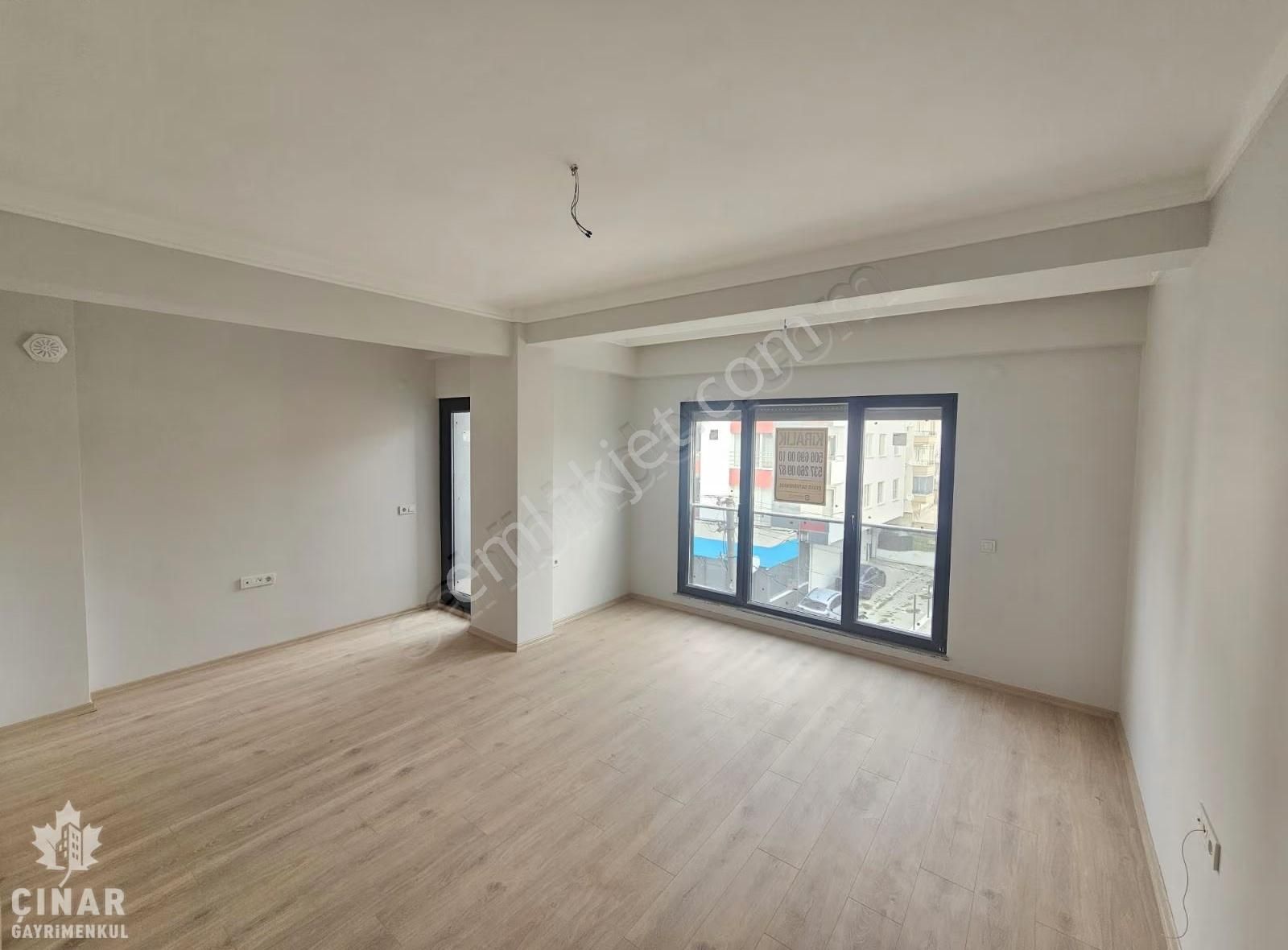 Atatürk Mah. Devlet Hastanesi Yakını Ara Kat Sıfır 2+1 Daire