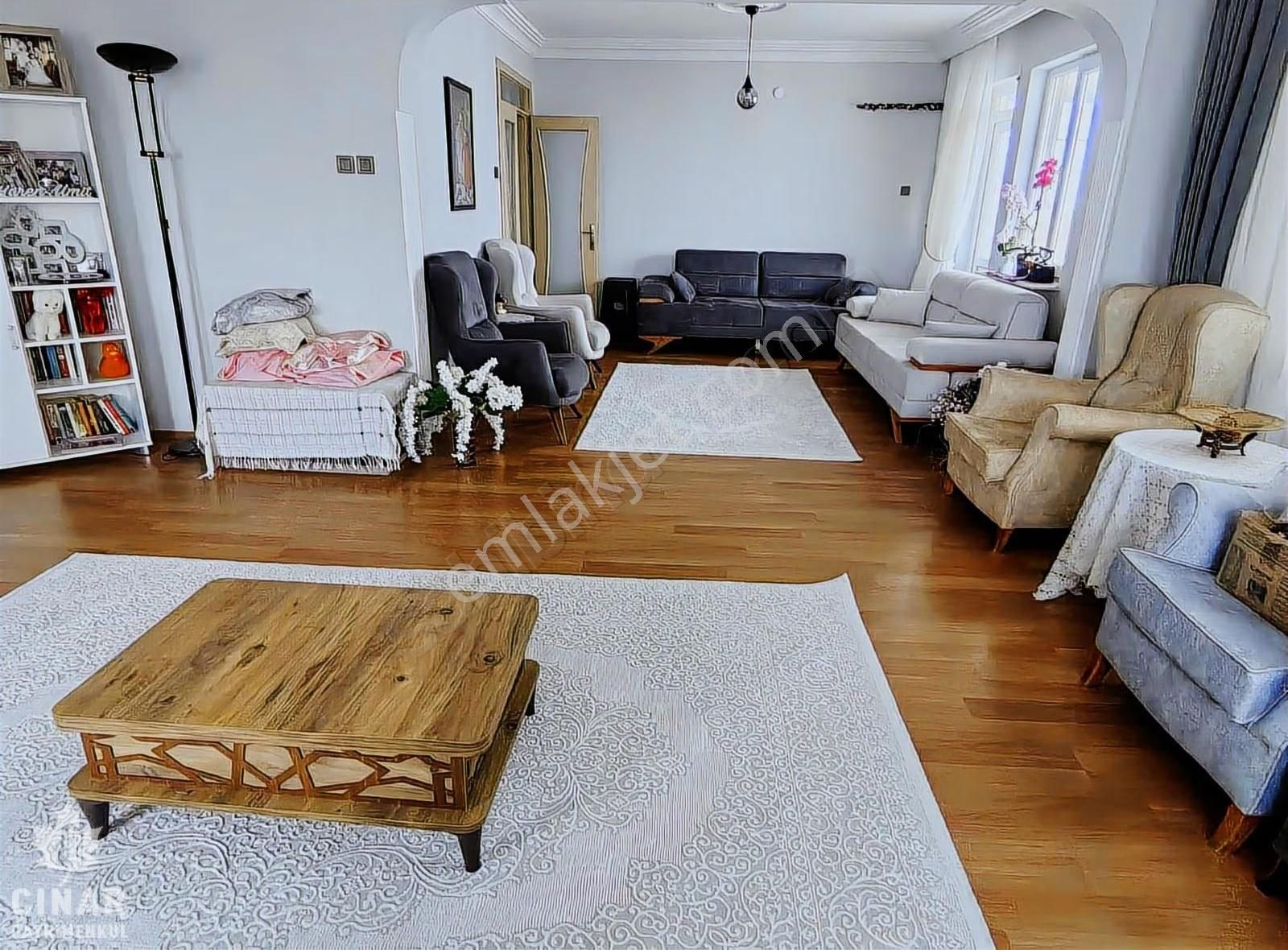 Bahçelievler Mah. 100.yıl Lisesi Yakını Geniş 5+1 Dubleks Daire