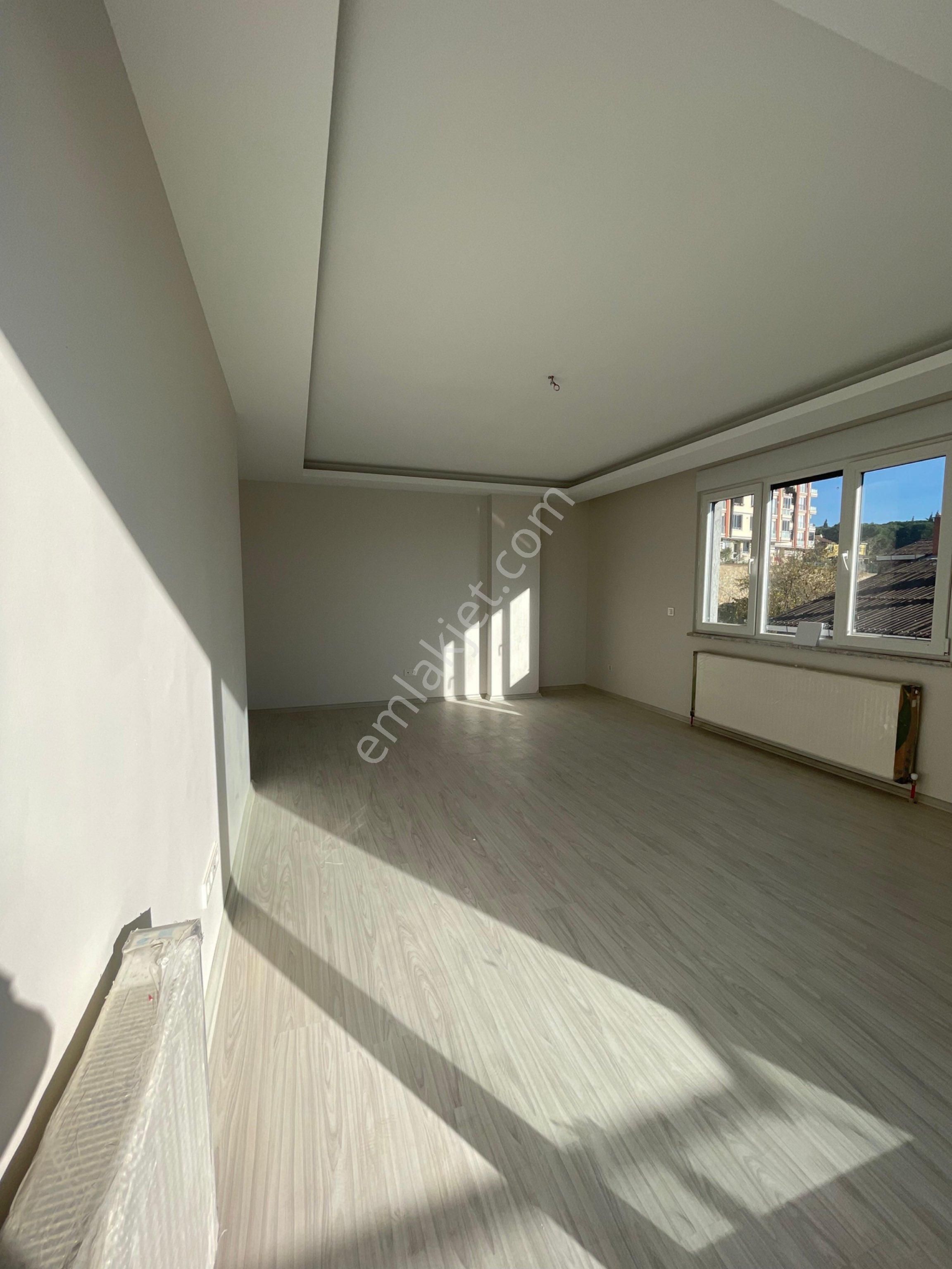 Pendikte Deniz Manzaralı Ebeveyn Wc Banyolu 3.kat Lüx Daire 110m2 - Görsel 14