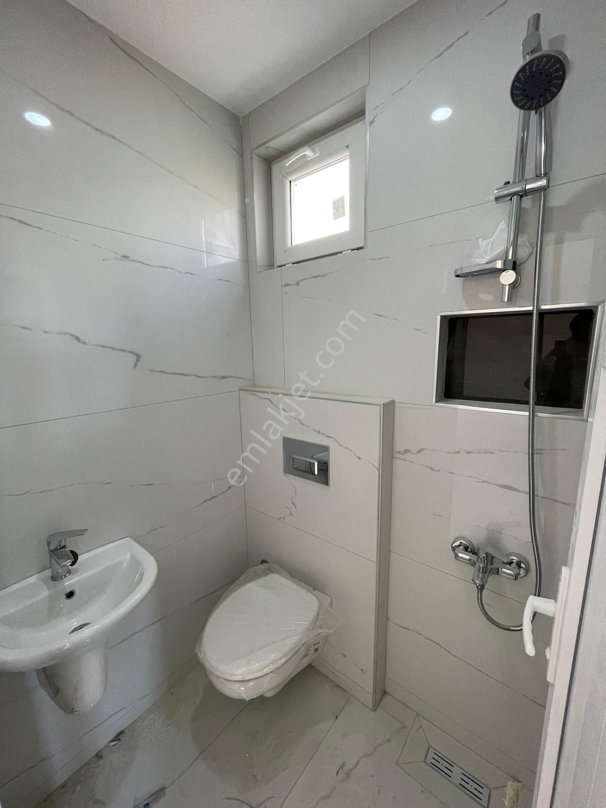 Pendikte Deniz Manzaralı Ebeveyn Wc Banyolu 3.kat Lüx Daire 110m2 - Görsel 22