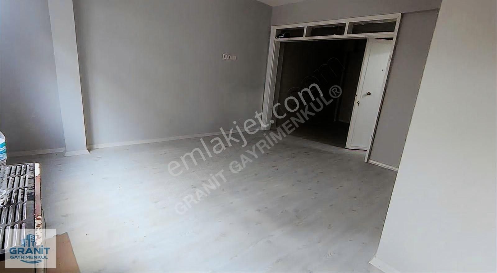 Granit Gayrimenkul'den 1+1 1.kat 70 M2 Satılık Daire - Görsel 2