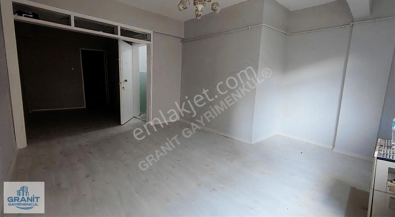 Granit Gayrimenkul'den 1+1 1.kat 70 M2 Satılık Daire - Görsel 12