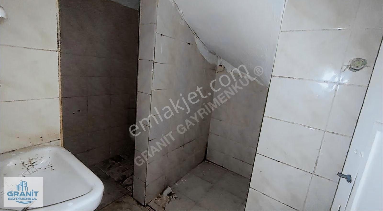 Granit Gayrimenkul'den 1+1 1.kat 70 M2 Satılık Daire - Görsel 3