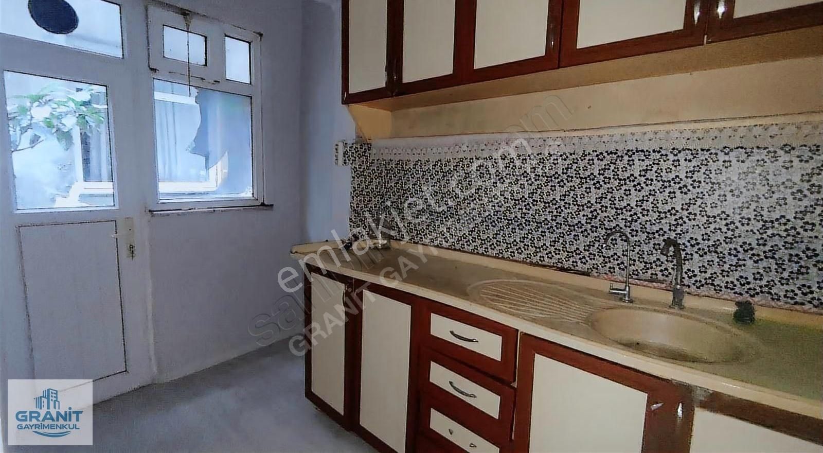 Granit Gayrimenkul'den 1+1 1.kat 70 M2 Satılık Daire - Görsel 14