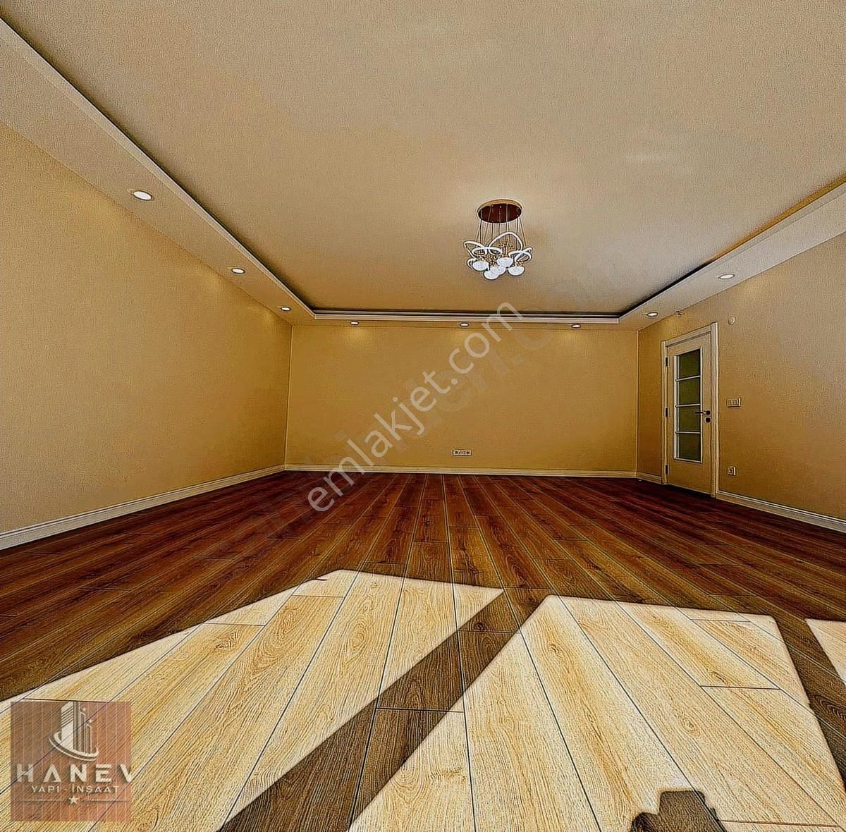 Metrobüse Komşu Aile Sitesin'de Satılık 3+1 Geniş Daire - Görsel 5