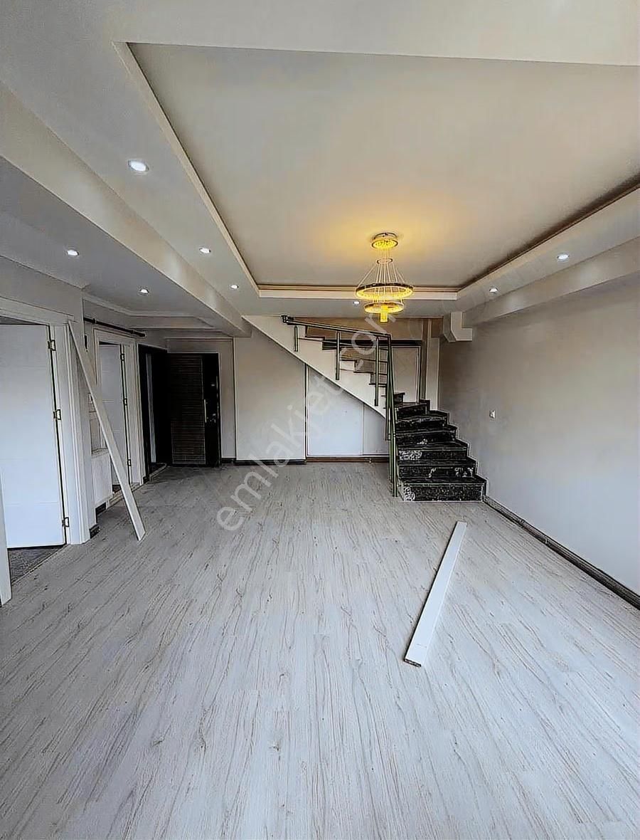 Buca Üçkuyular Meydanında Sıfır Dubleks Çift Girişli Asansörlü - Görsel 6