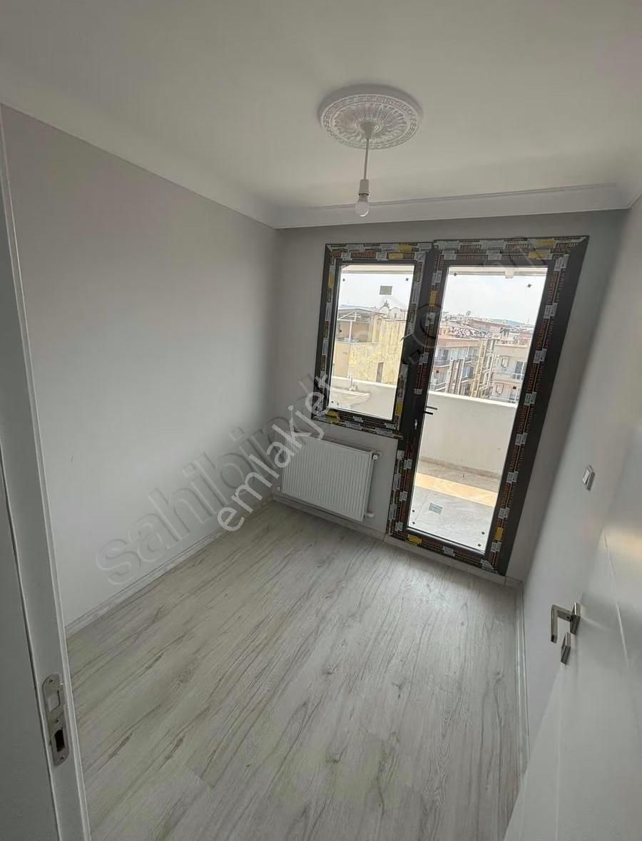 Buca Üçkuyular Meydanında Sıfır Dubleks Çift Girişli Asansörlü