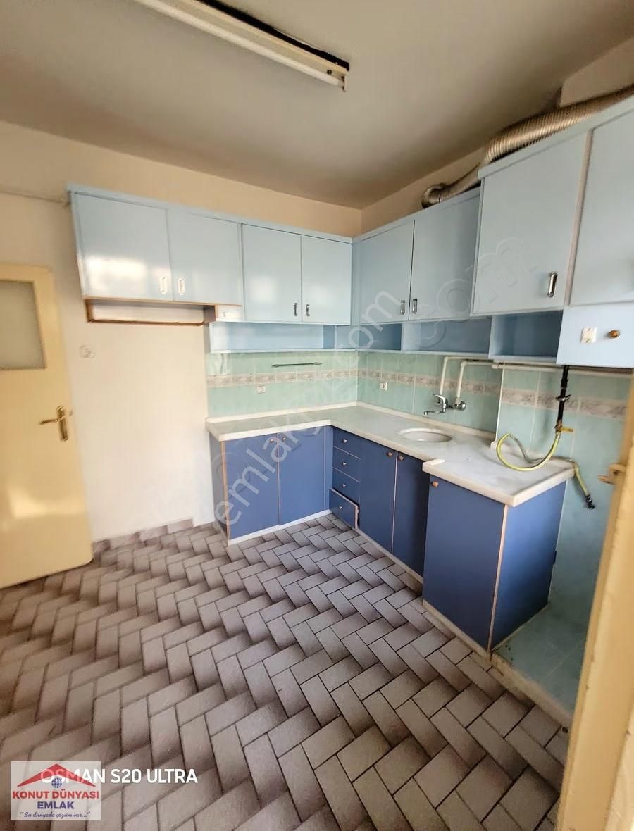 İhsaniye Mah. Arakat Asansörlü Oldukça Bakımlı 3+1 Daire - Görsel 23