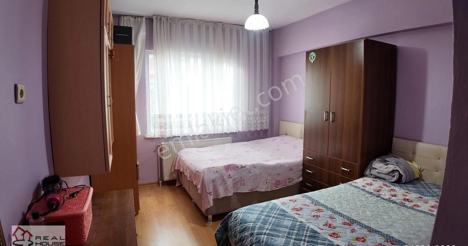 Bayrampaşa Orta Mh.de 3+1 Satılık Daire - Görsel 8