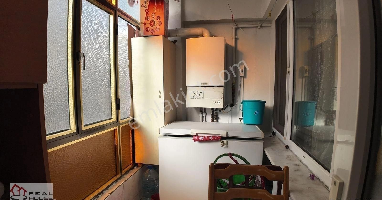 Bayrampaşa Orta Mh.de 3+1 Satılık Daire - Görsel 11