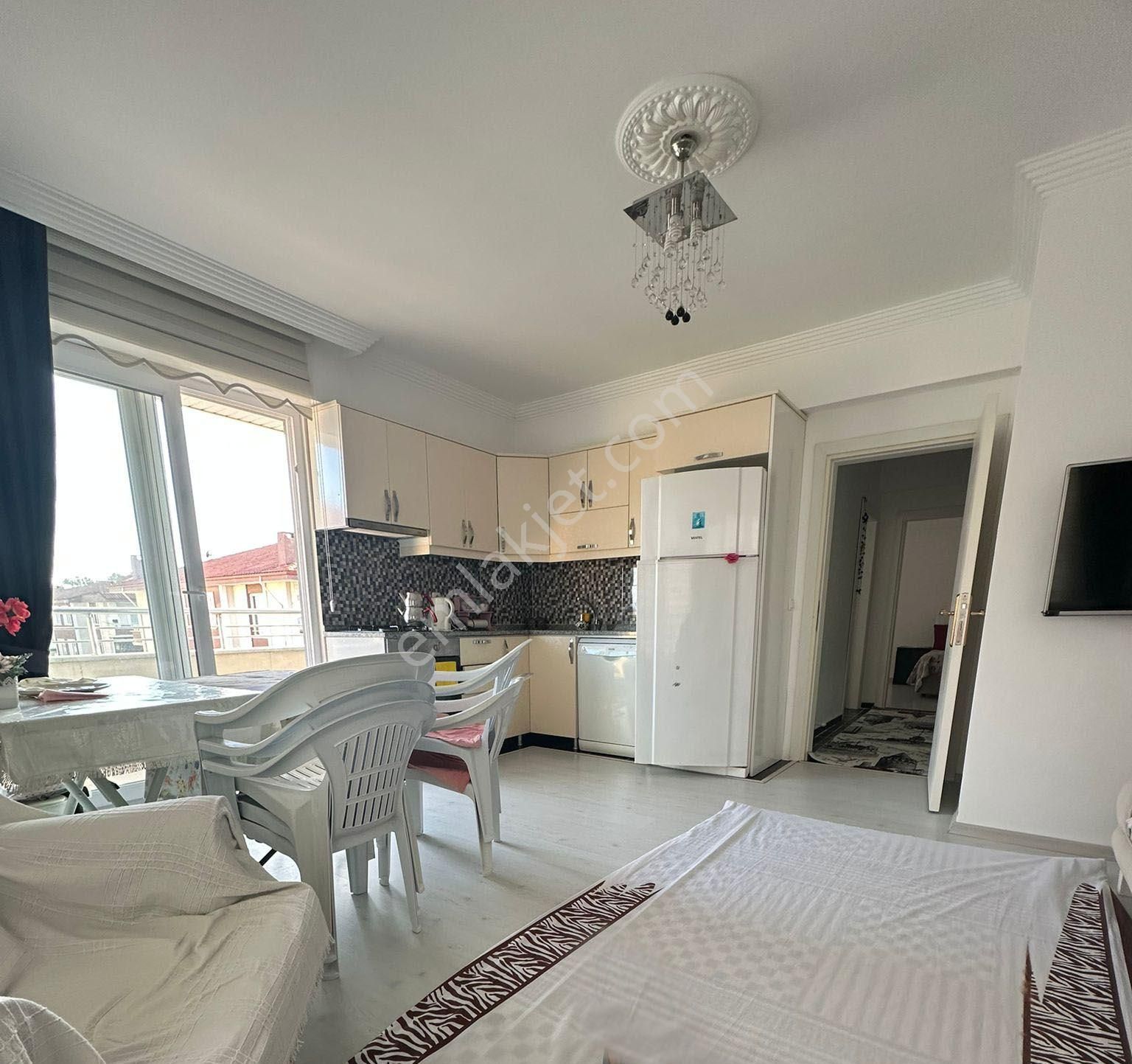 Zirve Yapı'dan Havuzlu Sitede Full Eşyalı 2+1 Daire - Görsel 10