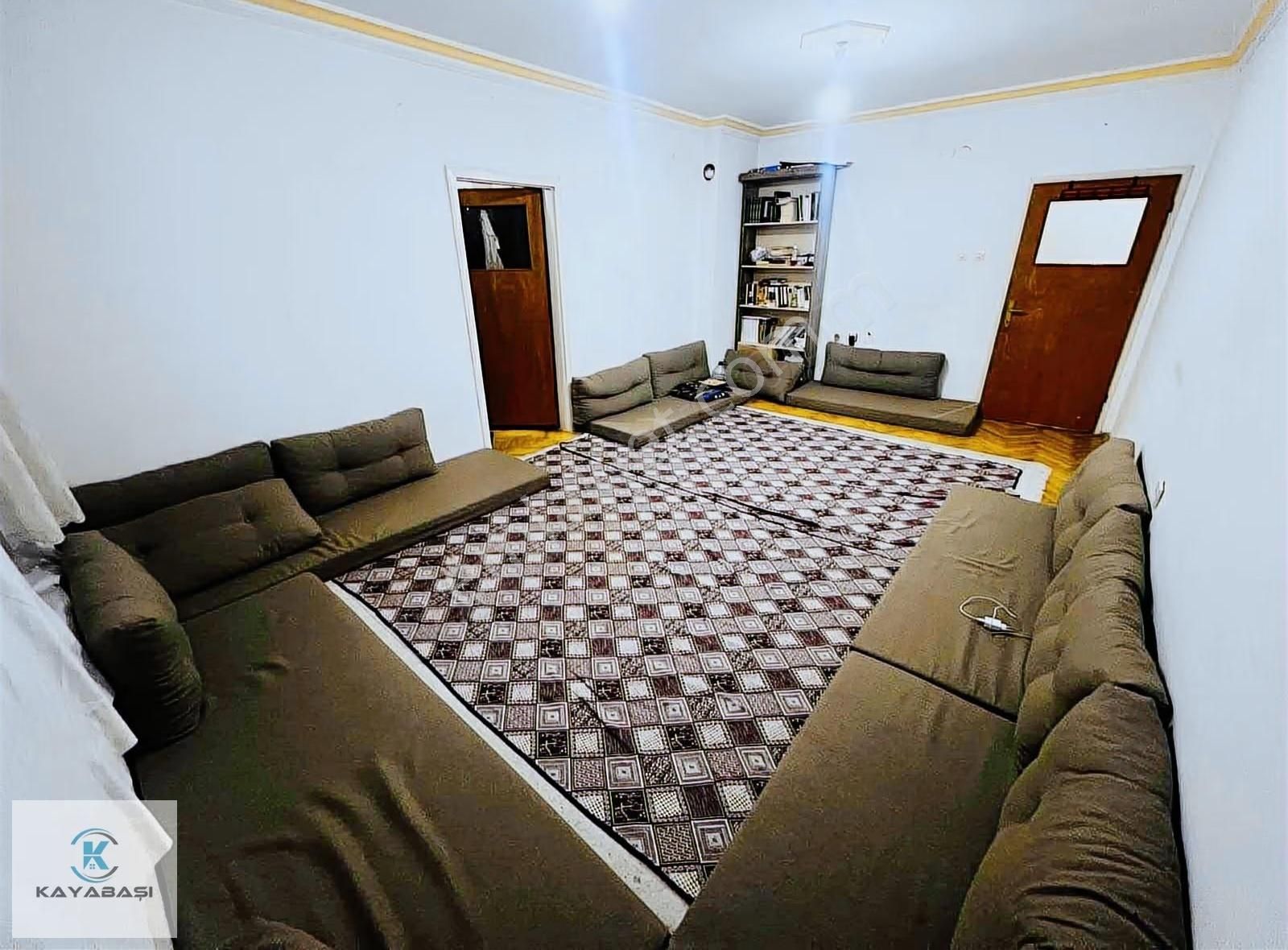 Keçiören Köşk Mah.de 4. Kat Manzaralı Satılık Fırsat Dairesi!