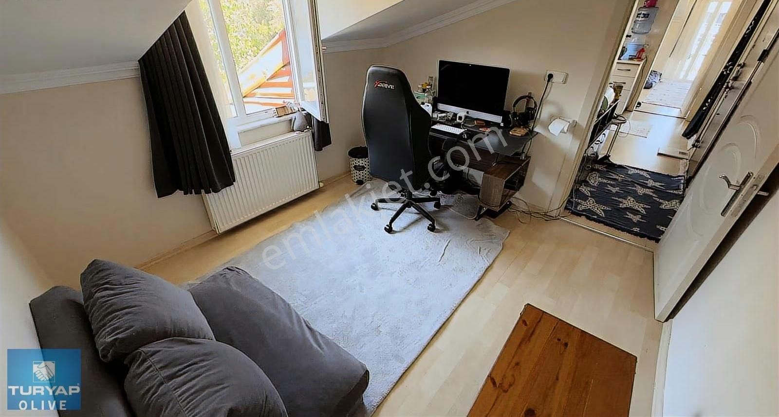 Üniversite Bölgesinde 1+1 Eşyalı Teraslı Kiralık Daire - Görsel 4